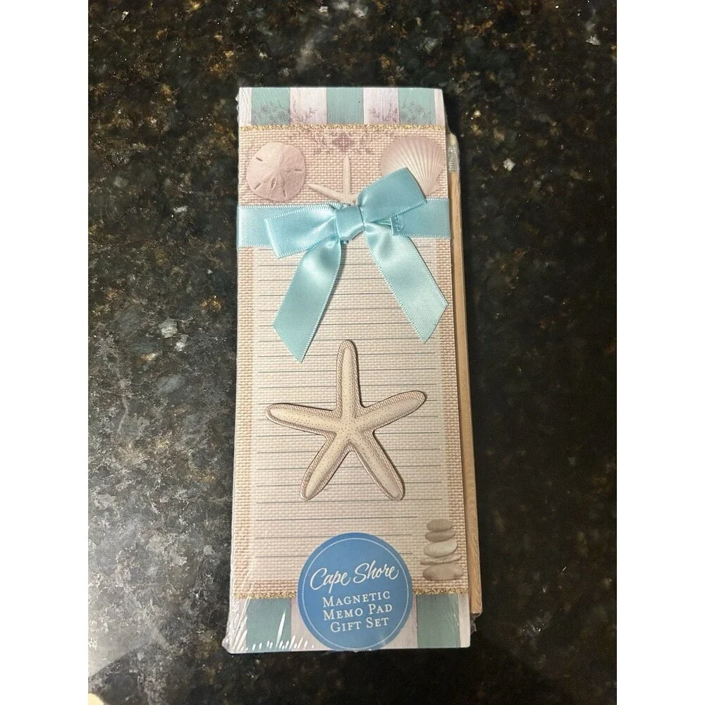 NWT Cape Shore Magnetic Memo Pad and Pencil set